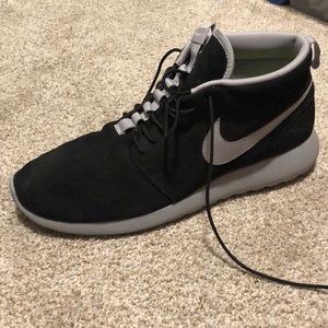 Nike hightop roshe runs